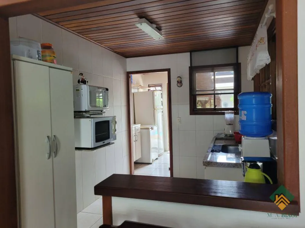 Casa, 4 quartos, 260 m² - Foto 1
