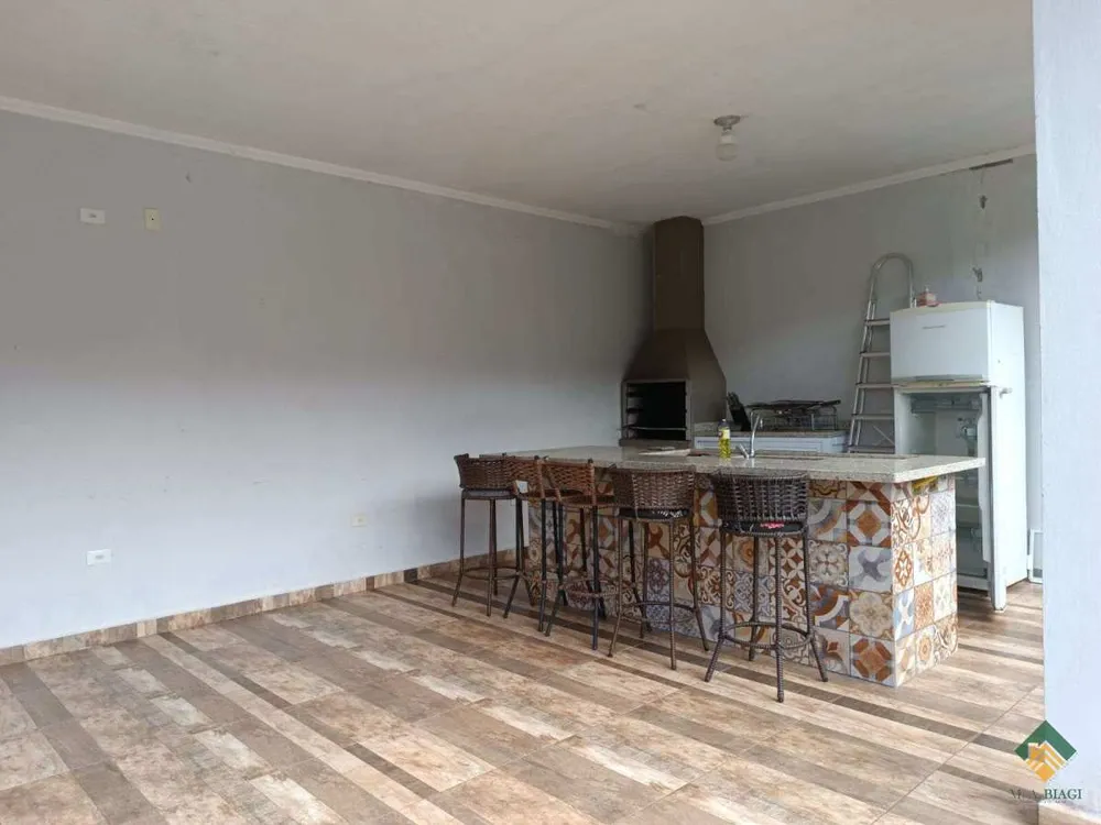 Casa, 4 quartos, 220 m² - Foto 2