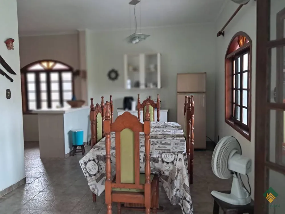 Casa, 4 quartos, 190 m² - Foto 3