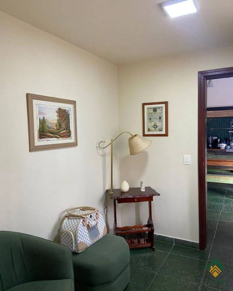 Casa, 4 quartos, 260 m² - Foto 2