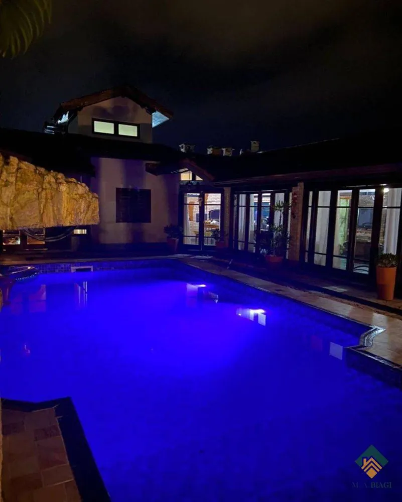 Casa, 4 quartos, 260 m² - Foto 4