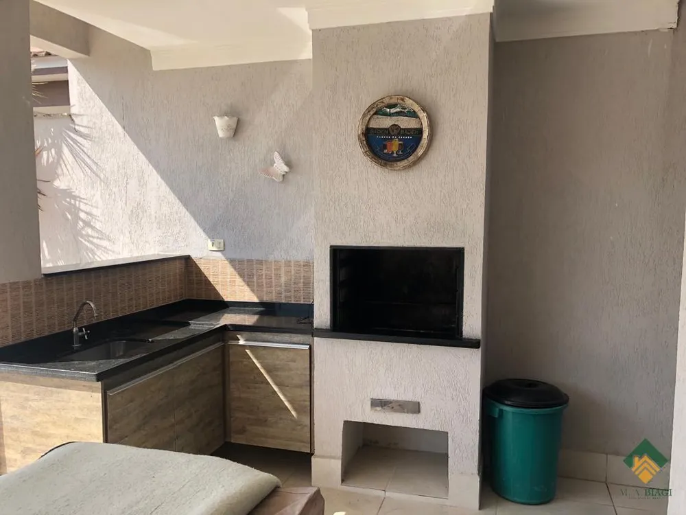 Casa, 3 quartos, 210 m² - Foto 4