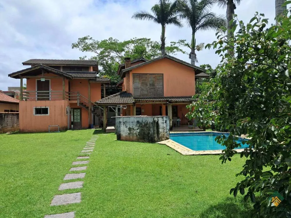 Sobrado, 5 quartos, 300 m² - Foto 1