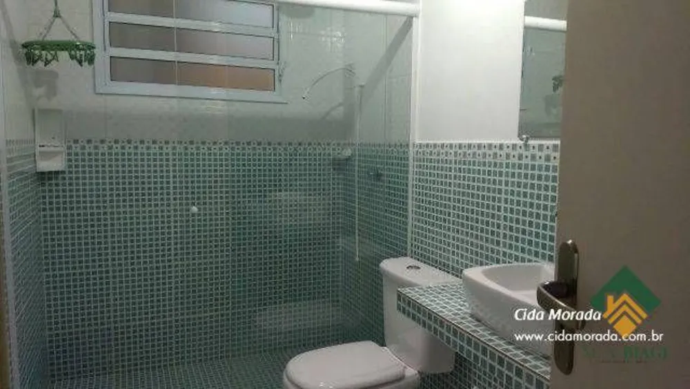 Casa, 3 quartos, 220 m² - Foto 2
