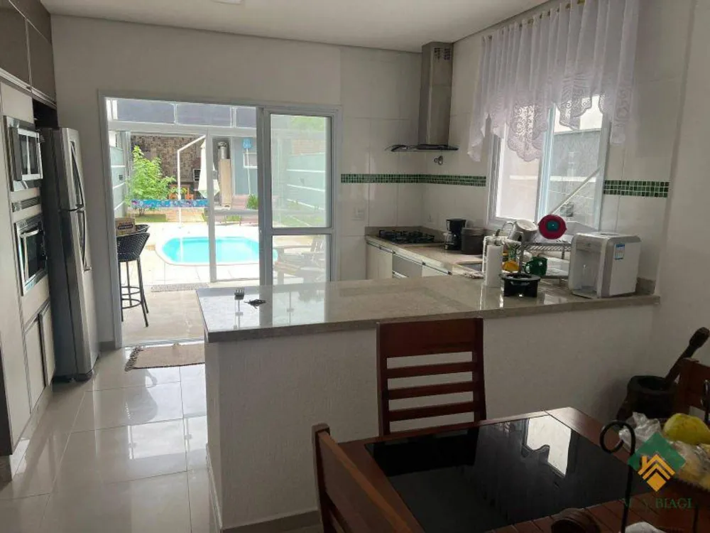Casa, 3 quartos, 161 m² - Foto 3