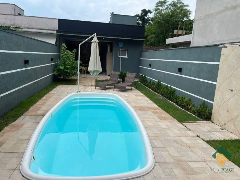 Casa, 3 quartos, 161 m² - Foto 1
