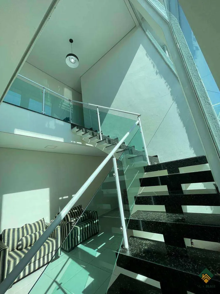 Sobrado, 3 quartos, 198 m² - Foto 3