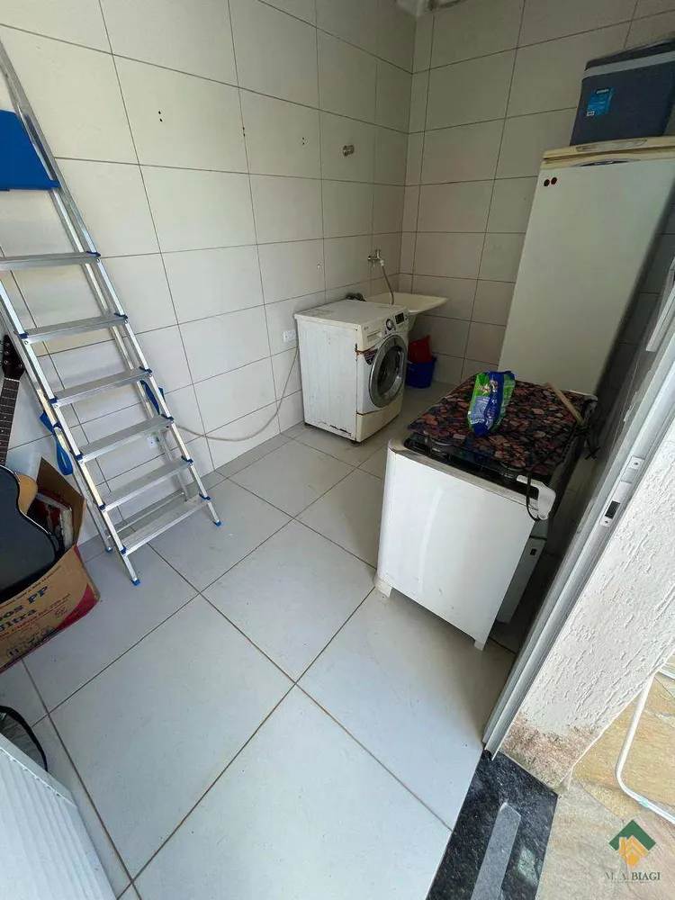 Sobrado, 3 quartos, 198 m² - Foto 2