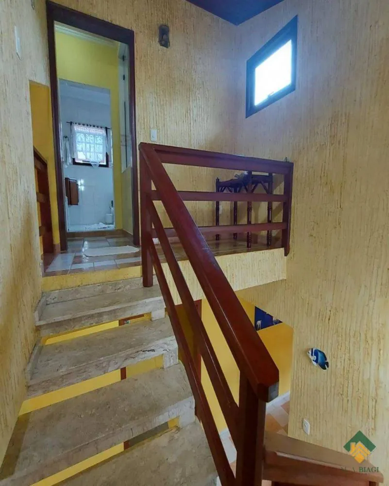 Casa, 4 quartos, 200 m² - Foto 1