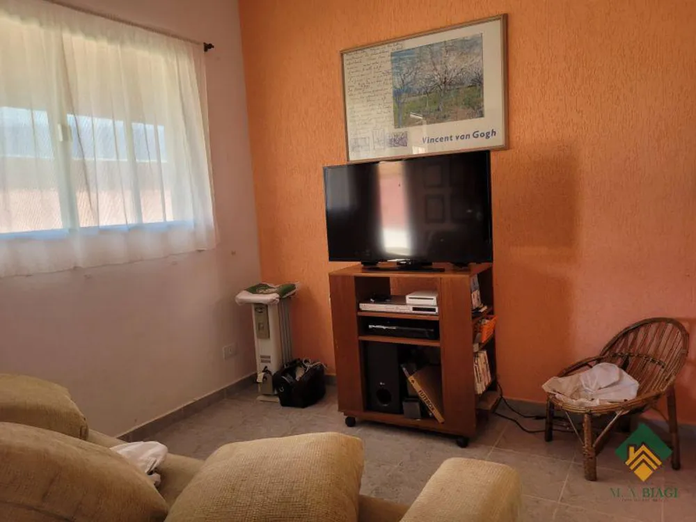 Casa, 2 quartos, 200 m² - Foto 1