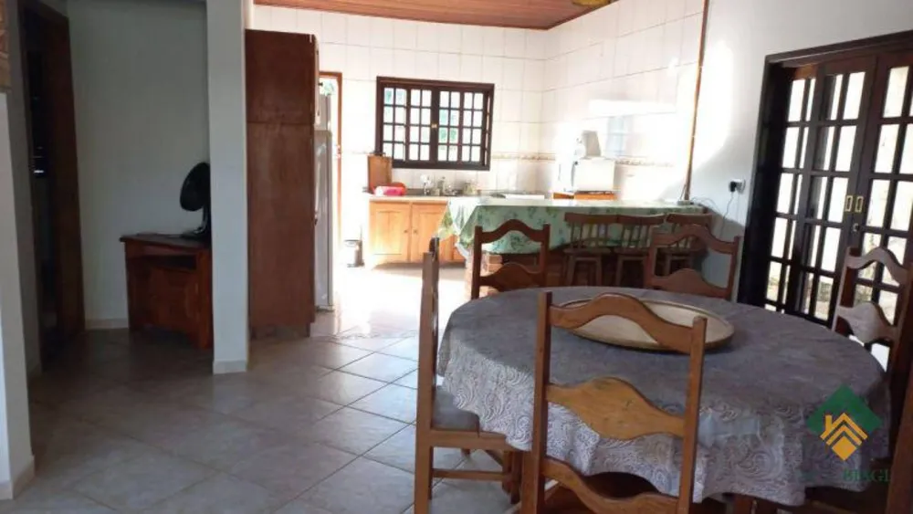 Casa, 4 quartos, 300 m² - Foto 1