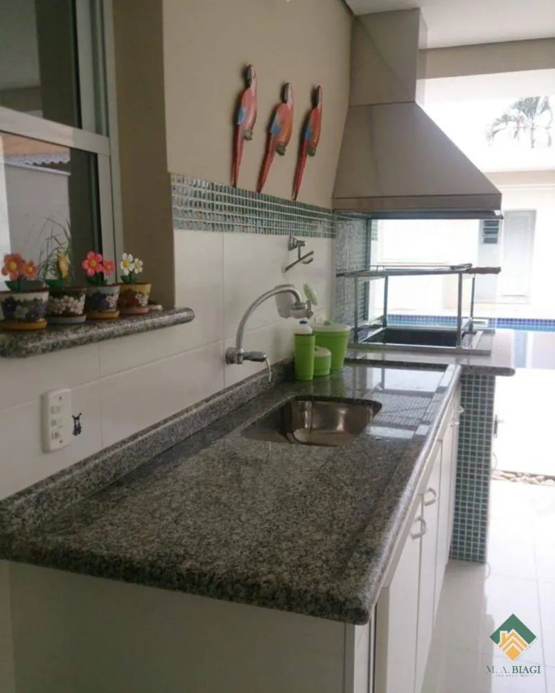 Casa, 3 quartos, 250 m² - Foto 2