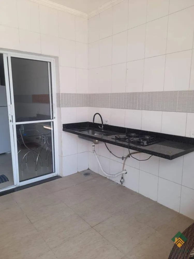 Casa, 3 quartos, 252 m² - Foto 3