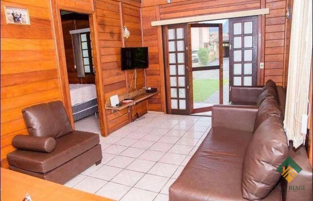 Casa, 5 quartos, 180 m² - Foto 4