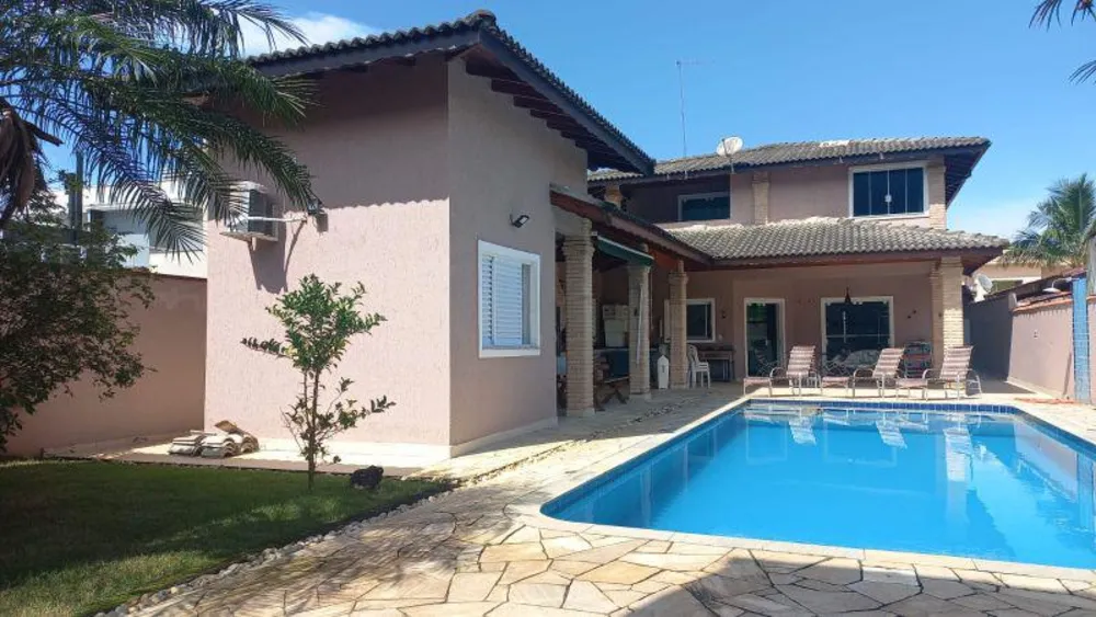 Casa, 4 quartos, 268 m² - Foto 1