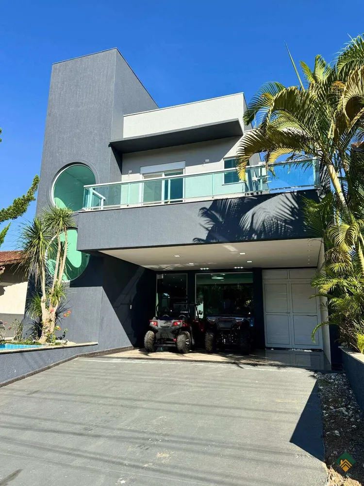 Sobrado, 4 quartos, 330 m² - Foto 2