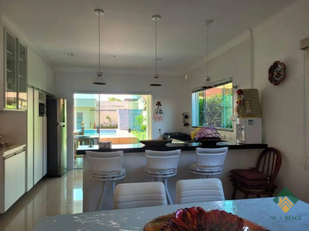 Casa, 4 quartos, 230 m² - Foto 3