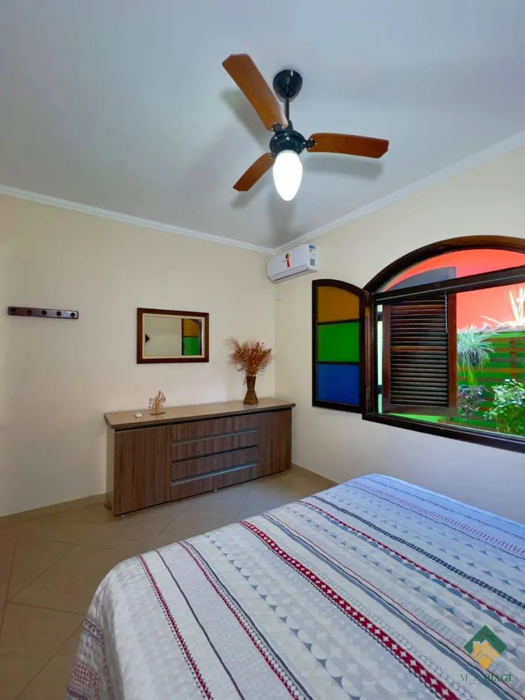 Casa, 4 quartos, 504 m² - Foto 1