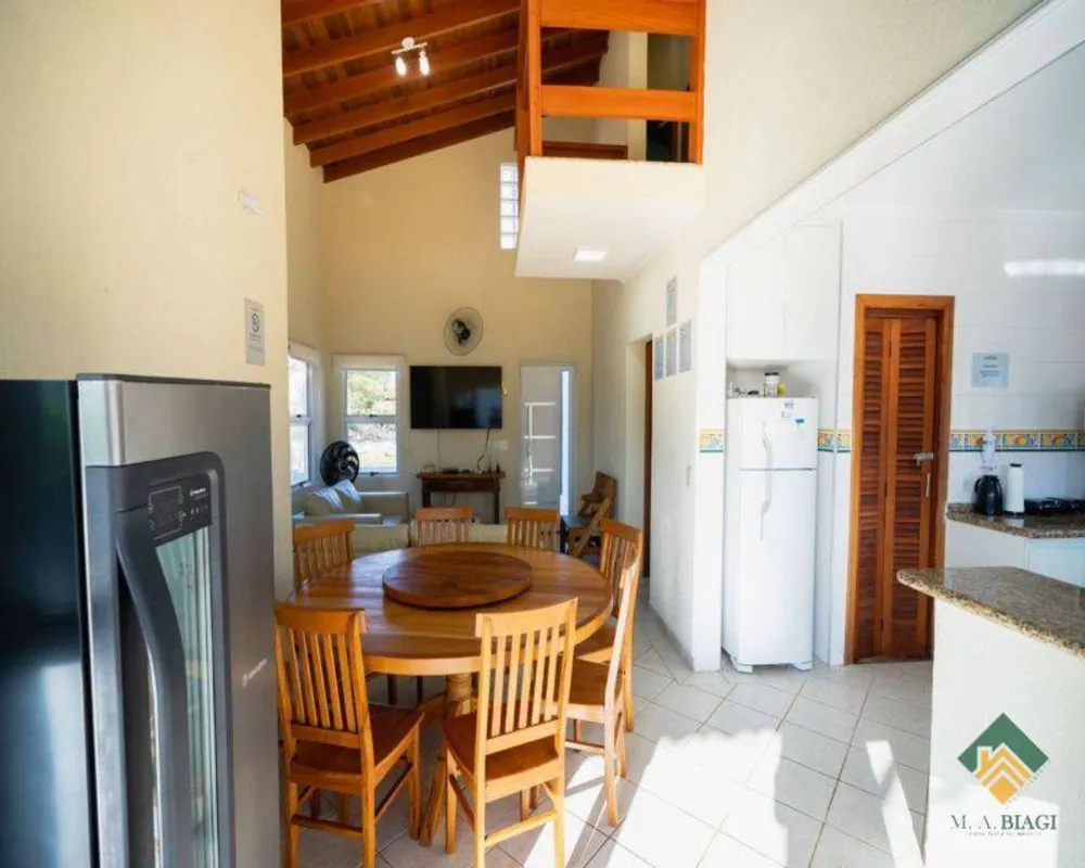 Casa, 5 quartos, 200 m² - Foto 4