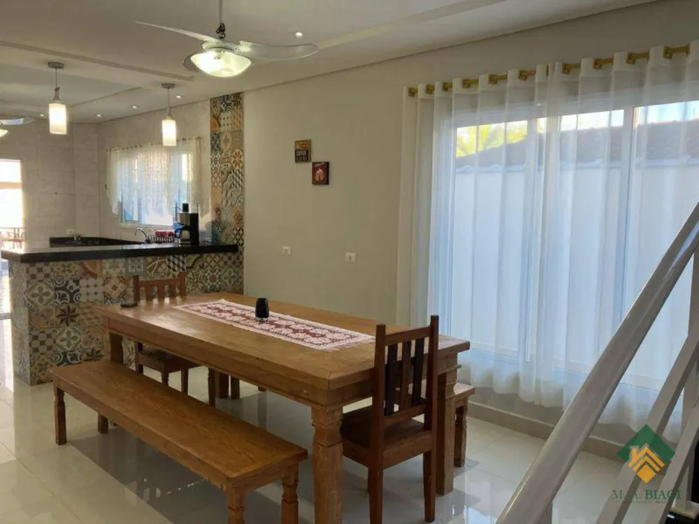 Casa, 4 quartos, 252 m² - Foto 3