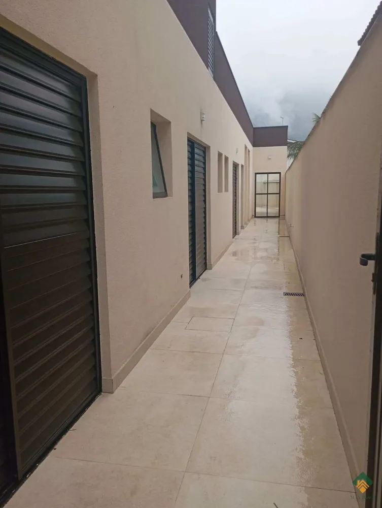 Casa, 3 quartos, 202 m² - Foto 4