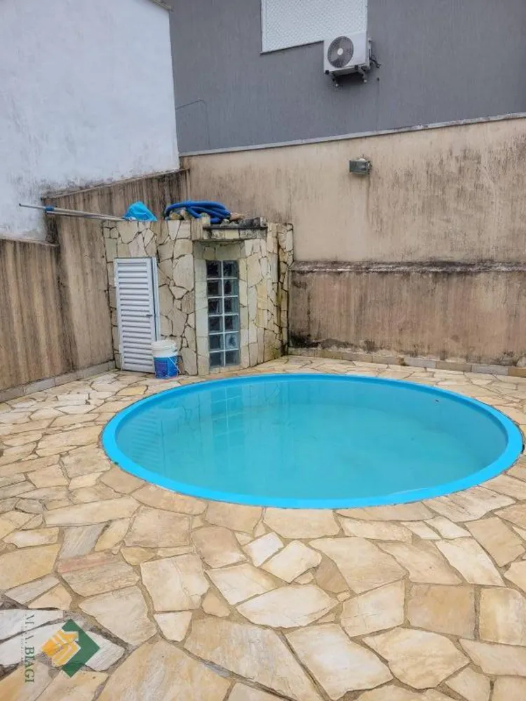 Casa, 3 quartos, 124 m² - Foto 1