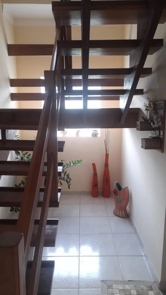 Casa, 5 quartos, 360 m² - Foto 1