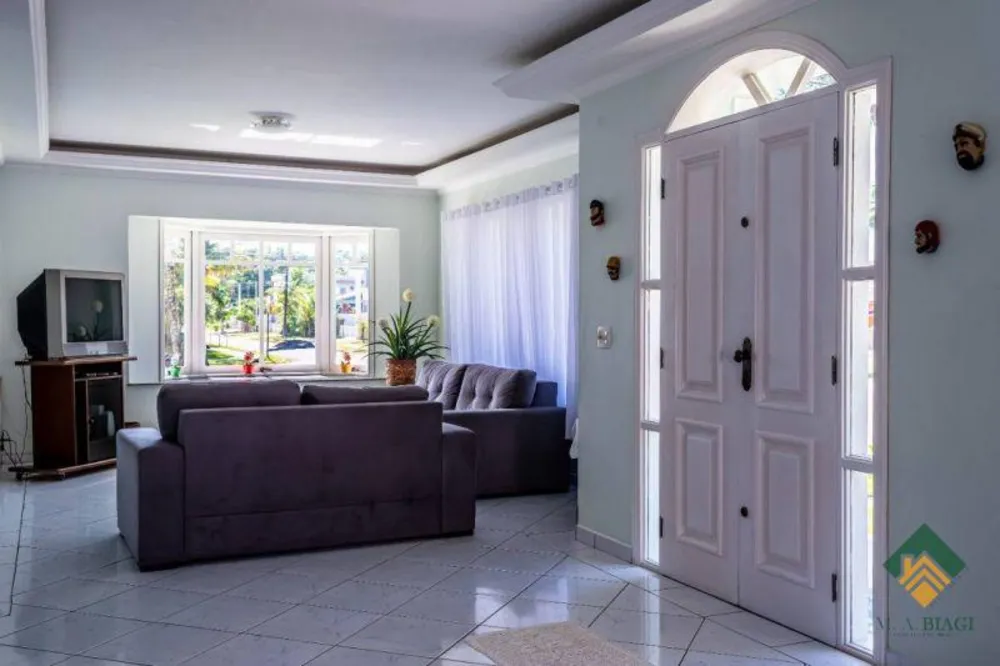 Casa, 4 quartos, 336 m² - Foto 1
