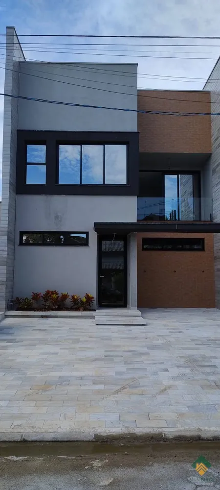 Casa, 4 quartos, 110 m² - Foto 1