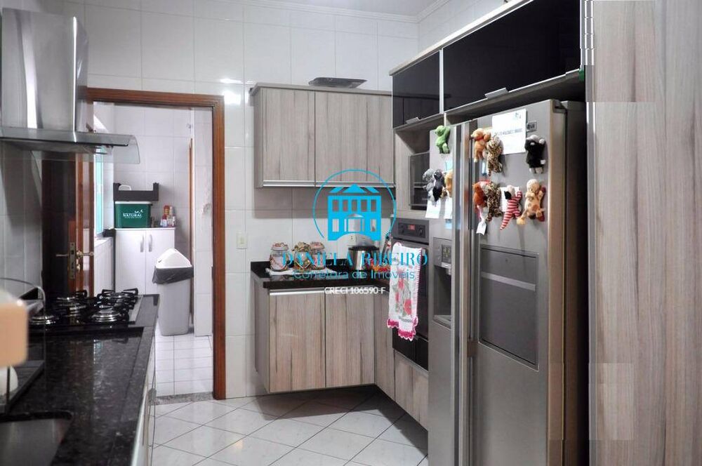 Casa, 5 quartos, 330 m² - Foto 4