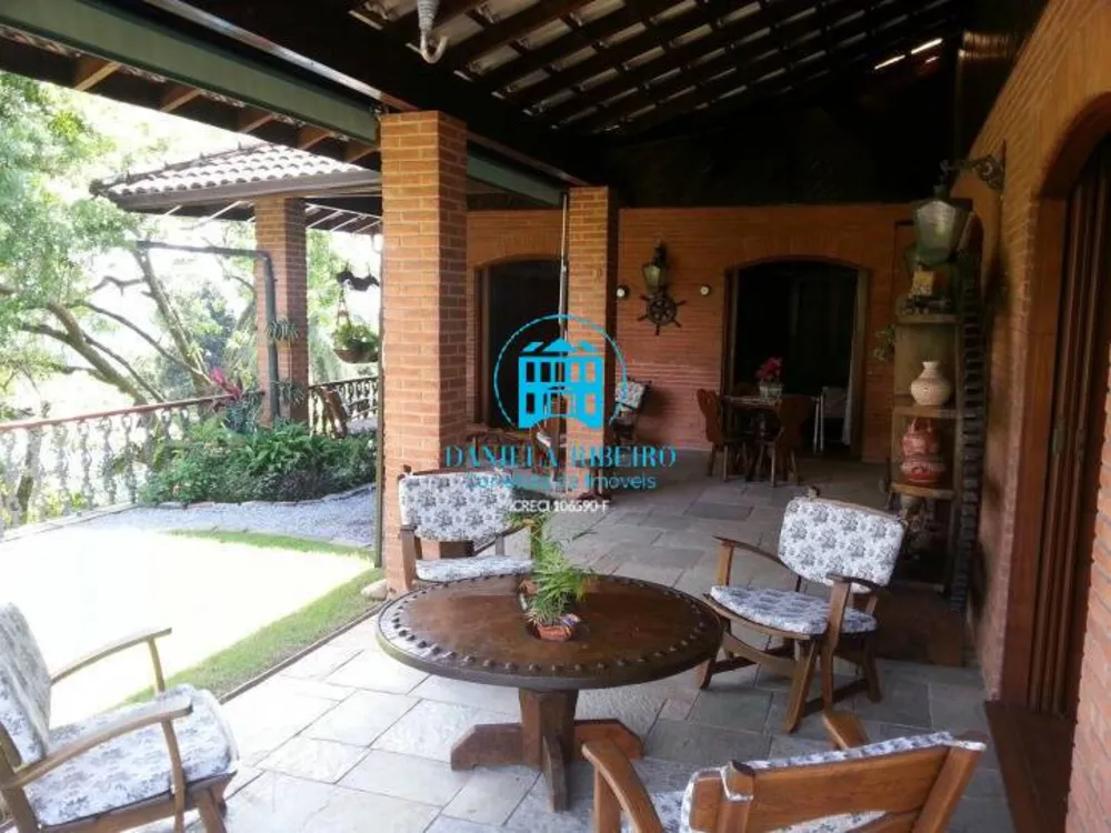Casa, 6 quartos, 400 m² - Foto 1