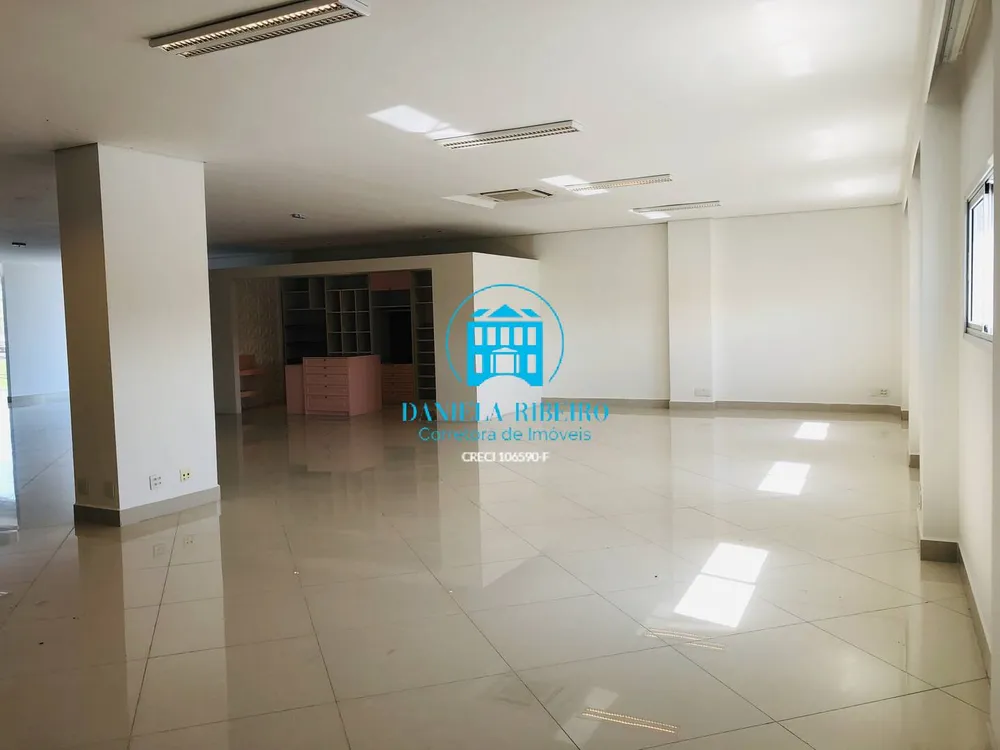 Loja-Salão, 6000 m² - Foto 1