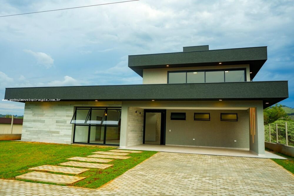 Casa de Condomínio à venda com 3 quartos, 1000m² - Foto 1