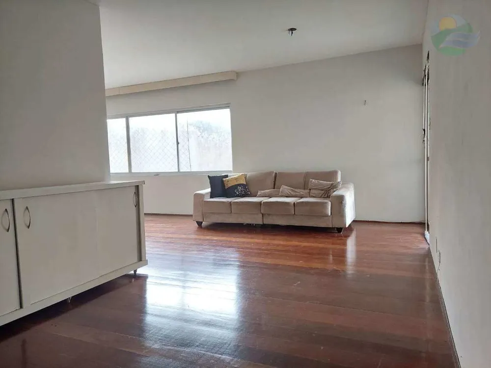 Apartamento, 3 quartos, 228 m² - Foto 8