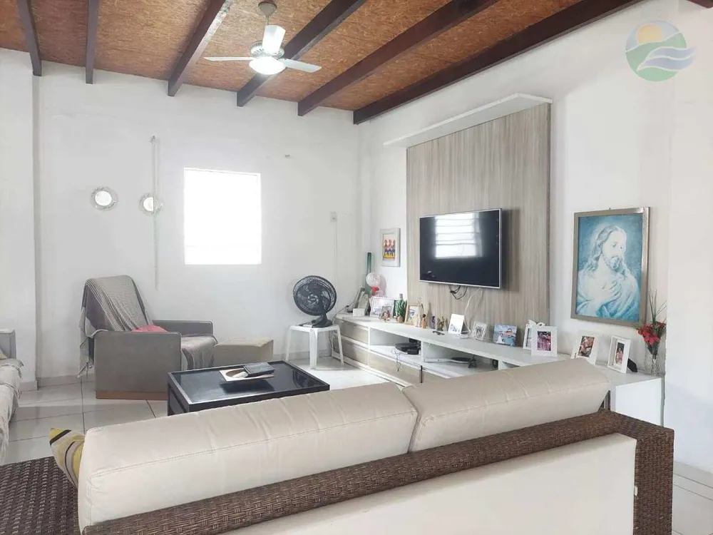 Casa, 3 quartos, 240 m² - Foto 2