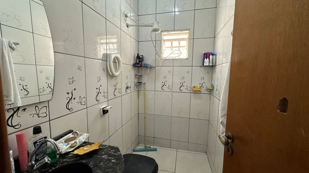 Casa à venda com 4 quartos, 213m² - Foto 3