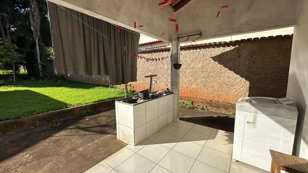 Casa à venda com 3 quartos, 700m² - Foto 10