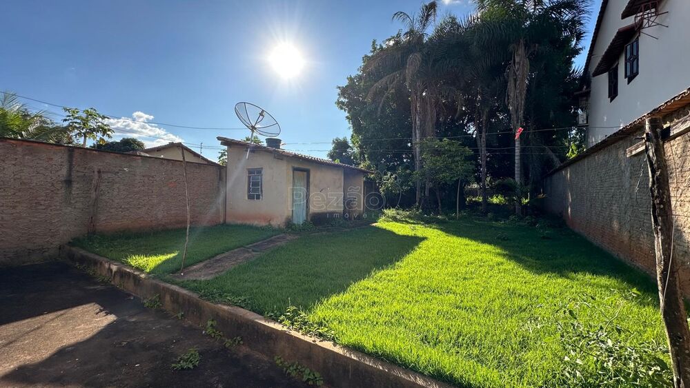 Casa à venda com 3 quartos, 700m² - Foto 11