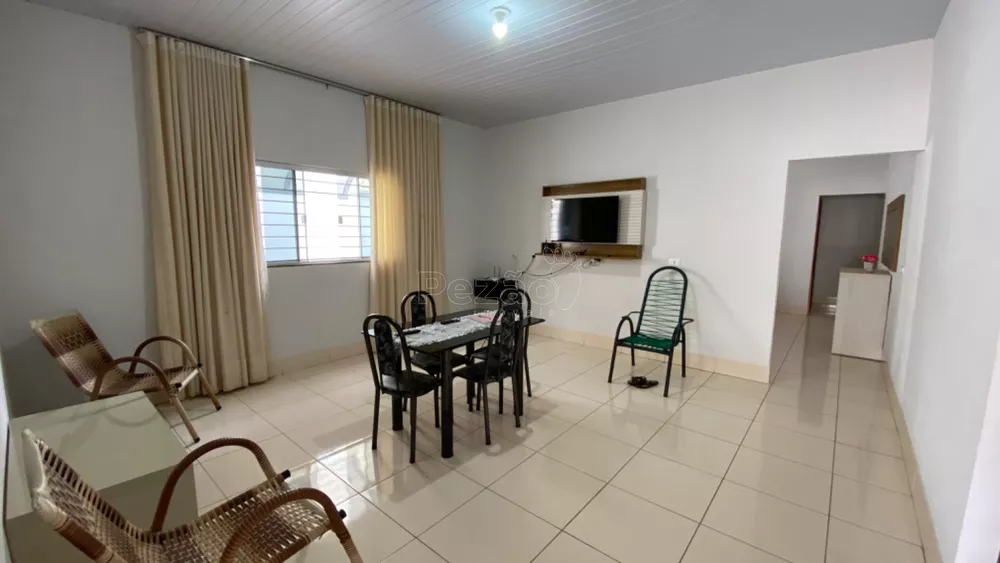 Casa à venda com 4 quartos, 300m² - Foto 2