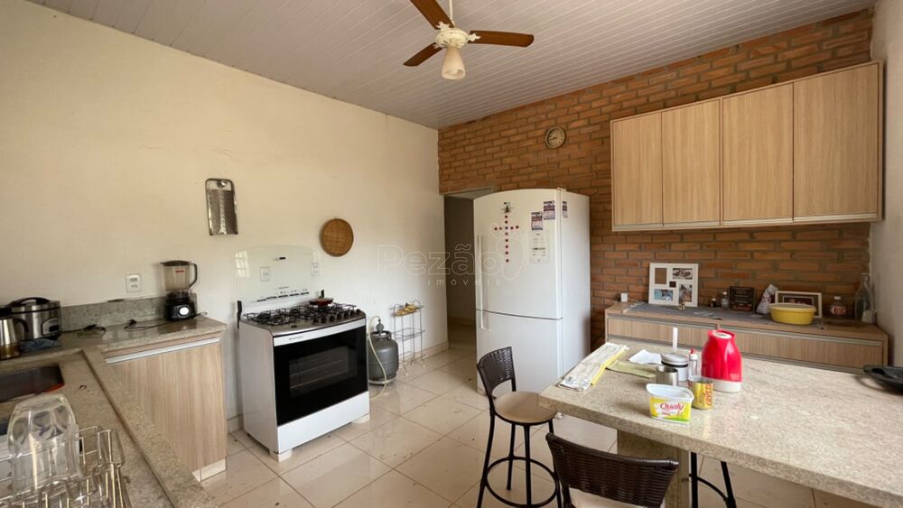 Casa à venda com 4 quartos, 1425m² - Foto 5