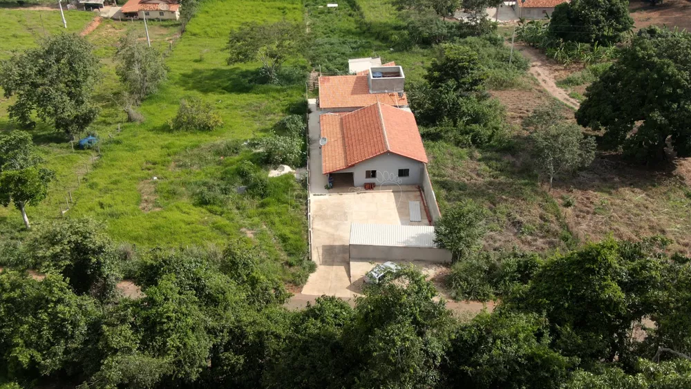 Sítio, 4 quartos, 2500 m² - Foto 2