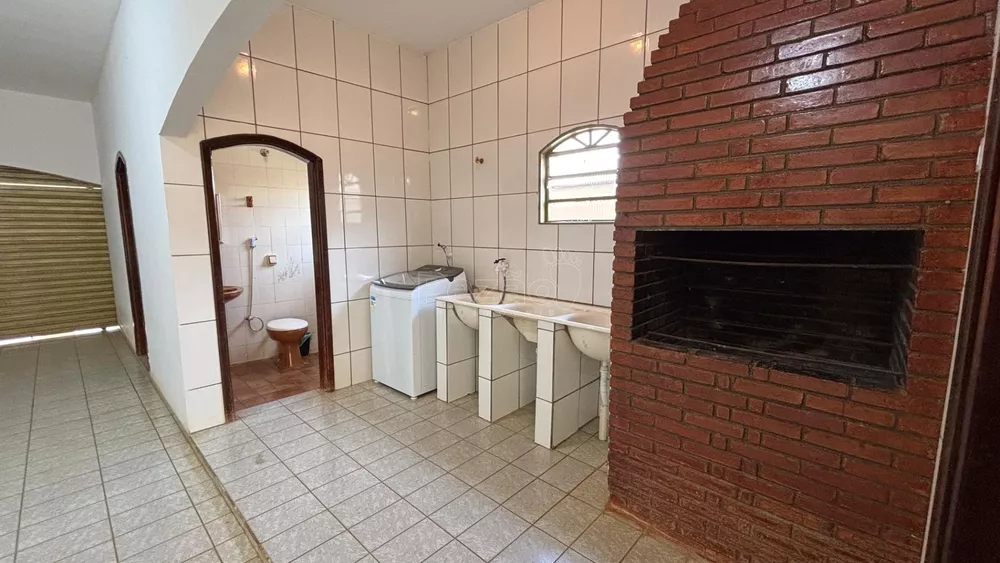 Casa, 4 quartos, 236 m² - Foto 2