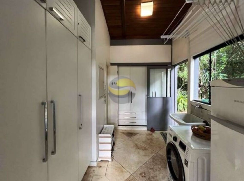 Casa de Condomínio à venda com 5 quartos, 382m² - Foto 16