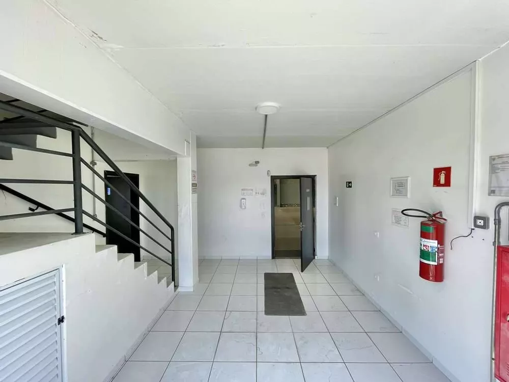 Depósito-Galpão-Armazém à venda e aluguel, 1295m² - Foto 6