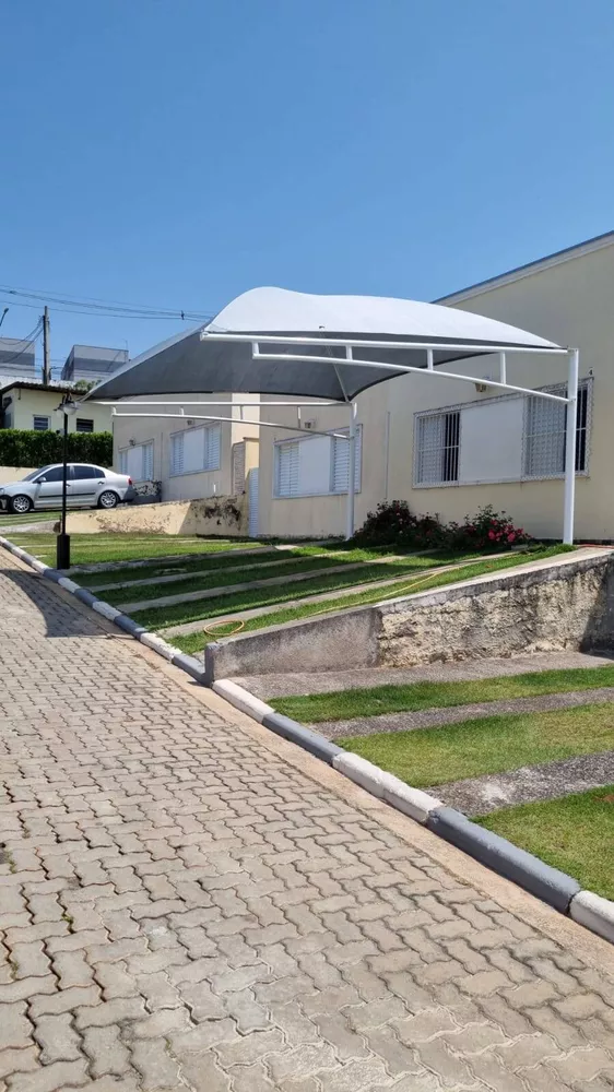 Casa à venda com 3 quartos, 110m² - Foto 1