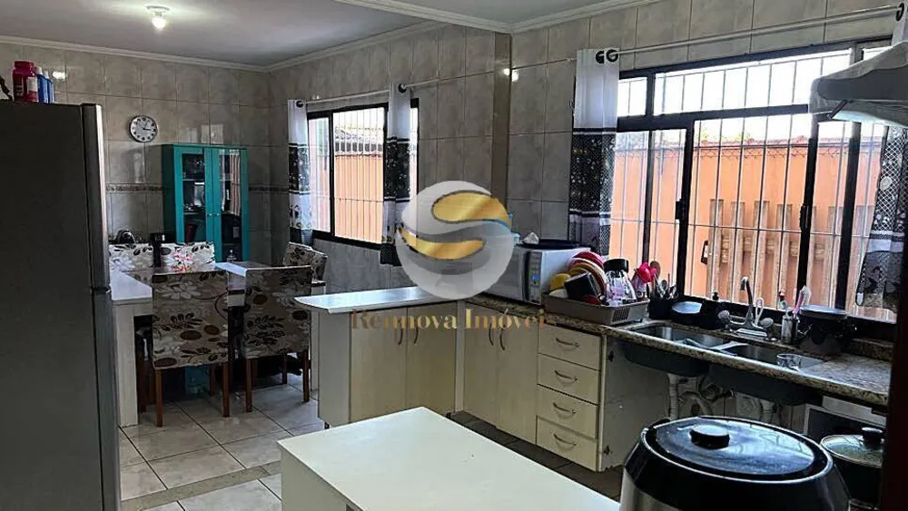 Casa, 3 quartos, 135 m² - Foto 3