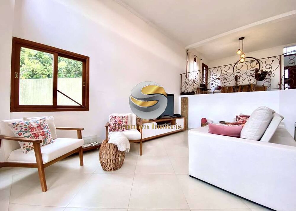 Casa de Condomínio, 4 quartos - Foto 1