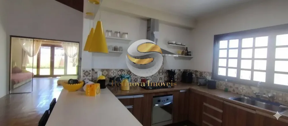 Casa, 3 quartos, 250 m² - Foto 3