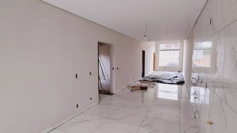 Casa à venda com 3 quartos, 103m² - Foto 2