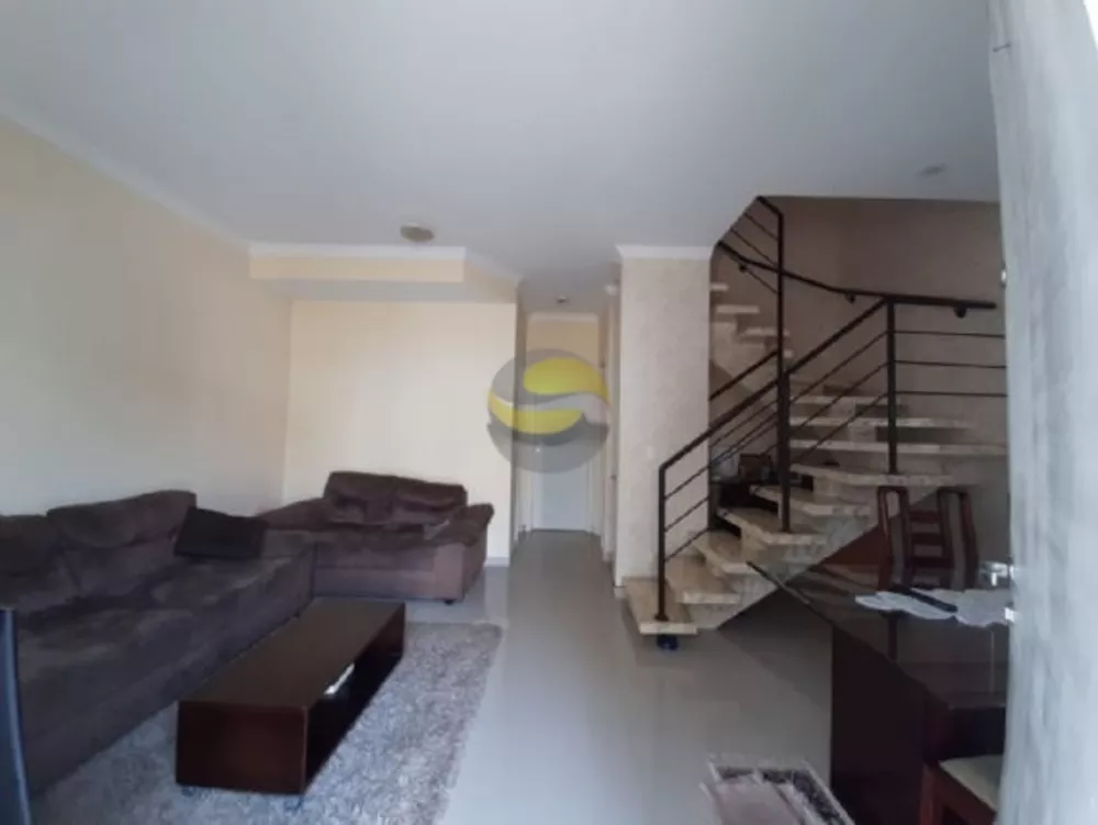 Casa de Condomínio à venda com 3 quartos, 136m² - Foto 1